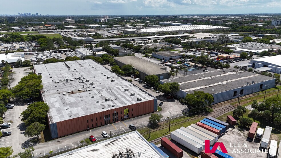 More Photos Of 1401 SW 8th St, Pompano Beach Warehouse For Lease