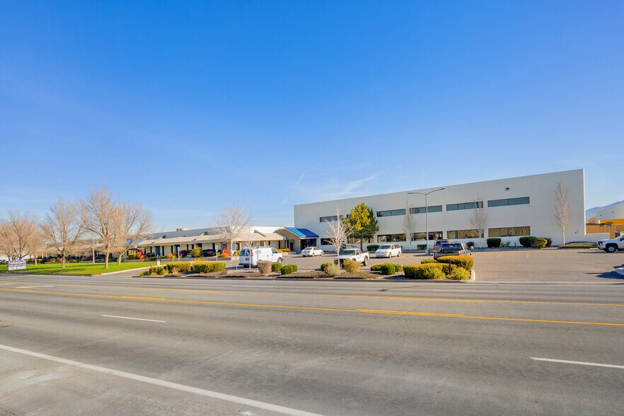 More Photos Of 520 S Rock Blvd, Reno Light Distribution For Lease