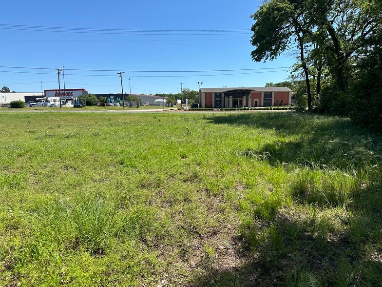 More Photos Of 3001 WNW 323 loop, Tyler Land For Sale