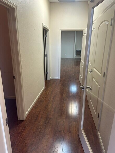 More Photos Of 100 E Robertson Blvd, Chowchilla Unknown For Lease