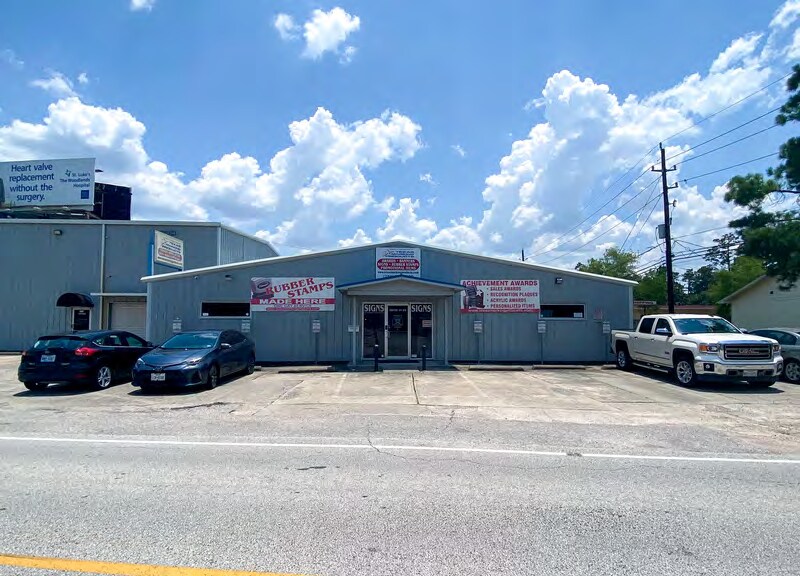 More Photos Of 26019 Interstate 45, Spring Freestanding For Sale