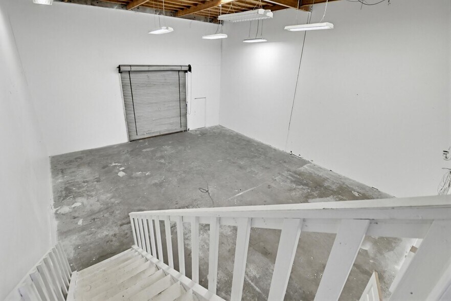More Photos Of 2345 Via Segundo, San Ysidro Manufacturing For Sale