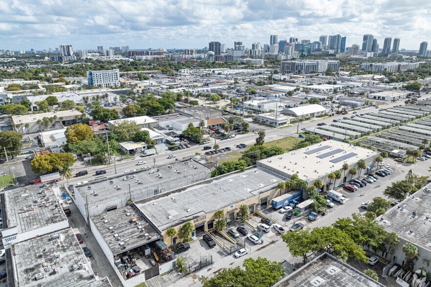 More Photos Of 960-990 NW 10th Ave, Fort Lauderdale Warehouse For Lease