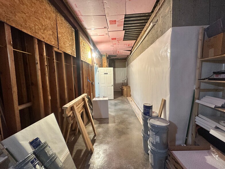 More Photos Of 5920 Odell St, Cumming Office For Sale