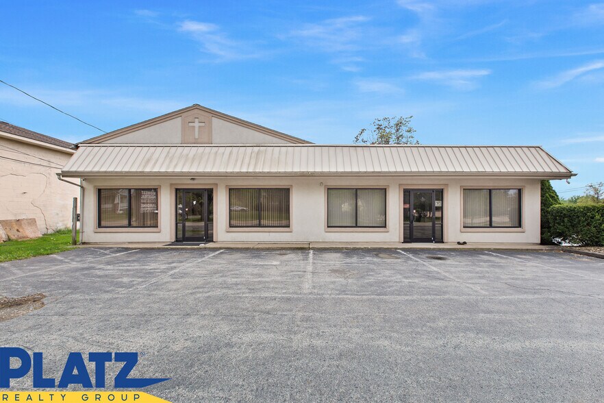 Primary Photo Of 4494 Warren Sharon Rd, Vienna Office For Sale