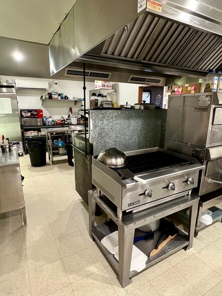 More Photos Of 4547 Red Rock Rd, Benton Restaurant For Sale