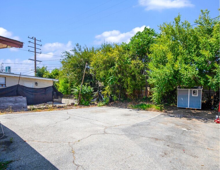 More Photos Of 1341-1343 E Las Tunas Dr, San Gabriel Storefront Retail Residential For Sale