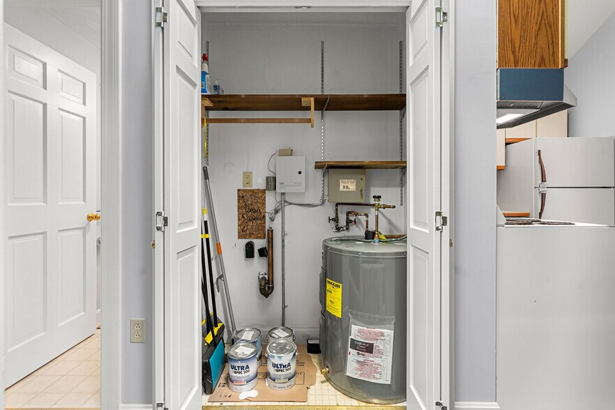 More Photos Of 398 Essex St, Beverly Loft Creative Space For Lease