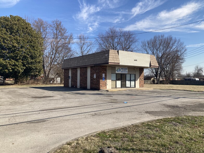 Primary Photo Of 6405 Greenwood Rd, Louisville Freestanding For Lease