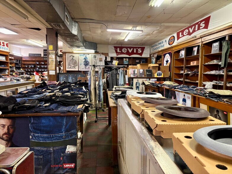 More Photos Of 6535-6639 Harrisburg Blvd, Houston Storefront For Sale