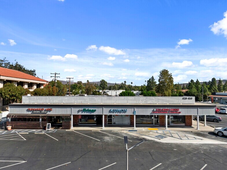 More Photos Of 428-450 N Moorpark Rd, Thousand Oaks Unknown For Lease
