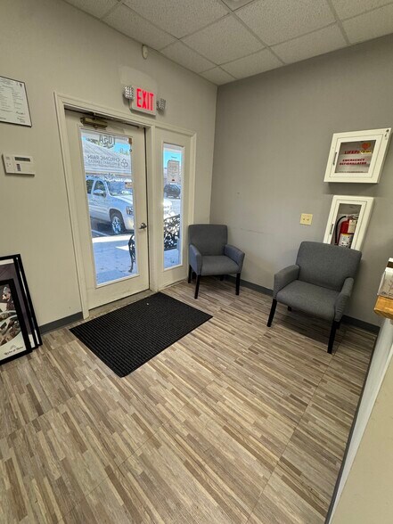 More Photos Of 1324 Belmont Ave, Salisbury Medical For Sale
