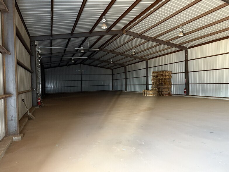 More Photos Of , Lamesa Industrial For Sale