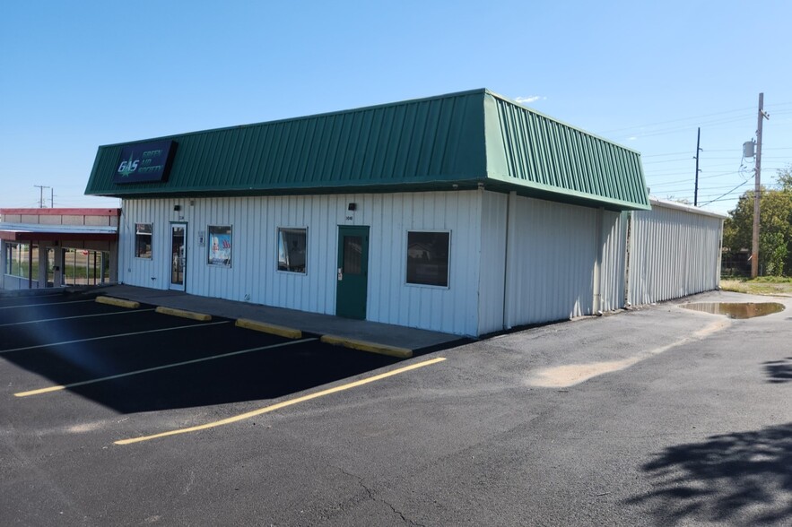 Primary Photo Of 304 SW Lee Blvd, Lawton Warehouse For Lease