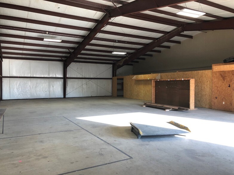 More Photos Of 2260 W Centerton Blvd, Centerton Unknown For Lease