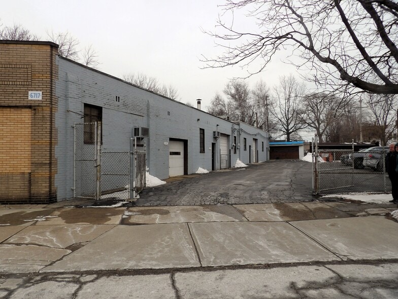 More Photos Of , Cleveland Unknown For Sale