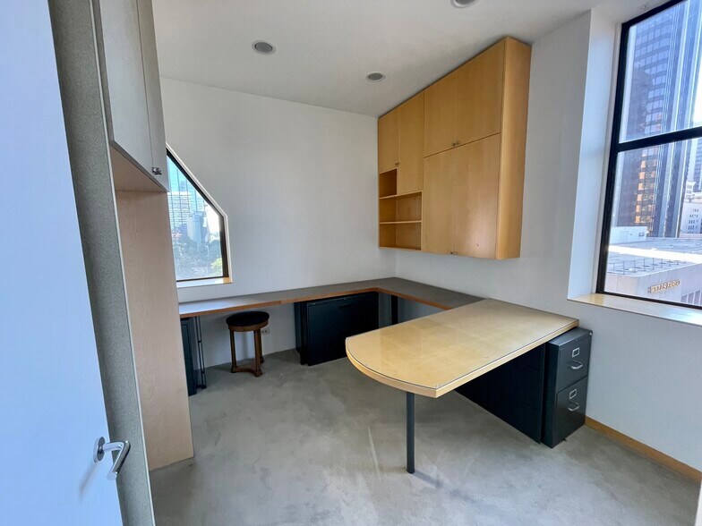 More Photos Of 1601 Arapahoe St, Denver Office For Lease