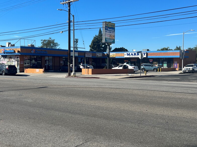 Primary Photo Of 13931-13945 Van Nuys Blvd, Arleta General Retail For Lease