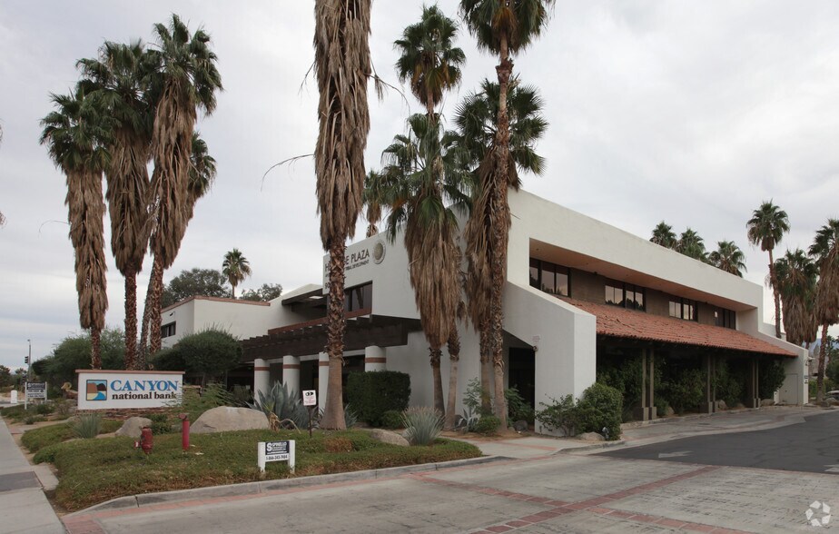 More Photos Of 901 E Tahquitz Canyon Way, Palm Springs Office For Lease