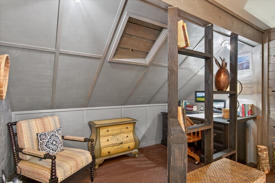 More Photos Of 8 Fairgrounds Rd, Skamokawa Restaurant For Sale