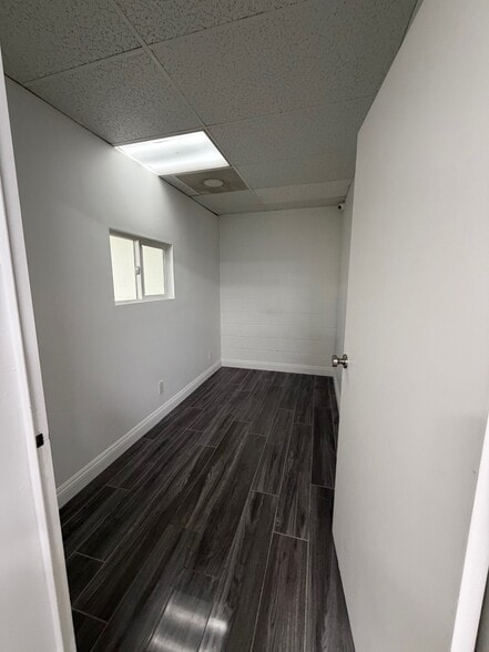 More Photos Of 207-209 E Pomona Blvd, Monterey Park Office For Lease