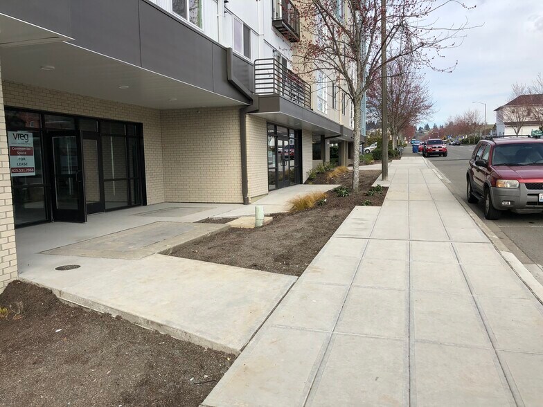 More Photos Of 22525 7th Ave S, Des Moines Apartments For Lease