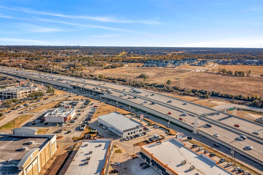 More Photos Of 25402 Northwest Fwy, Cypress Storefront Retail Office For Sale
