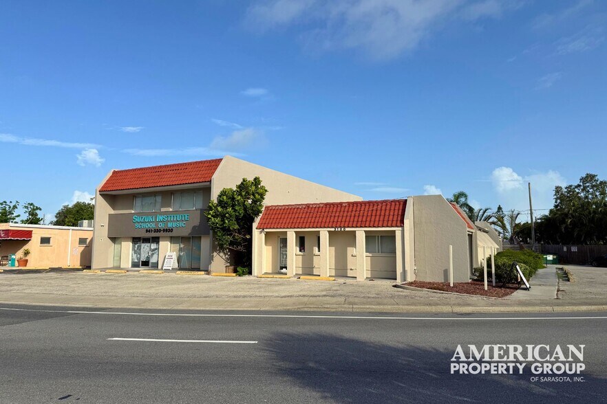 Primary Photo Of 3100 Southgate Cir, Sarasota Loft Creative Space For Sale