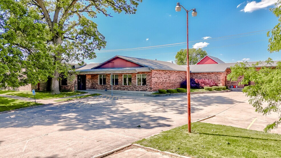 More Photos Of 3401 N Il 23, Ottawa Specialty For Sale