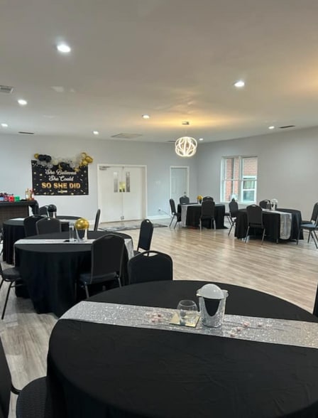 More Photos Of 2503 Dawson St, Columbus Religious Facility For Sale