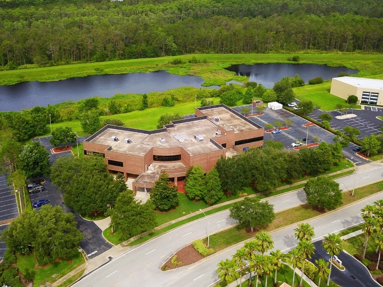 More Photos Of 8545 Commodity Cir, Orlando Office For Sale