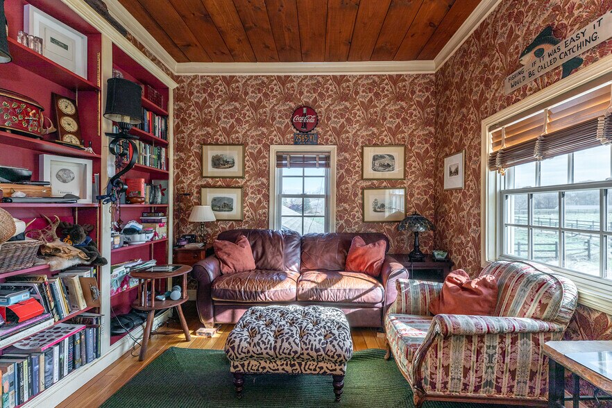 More Photos Of 4258 Route 44, Millbrook Restaurant For Sale