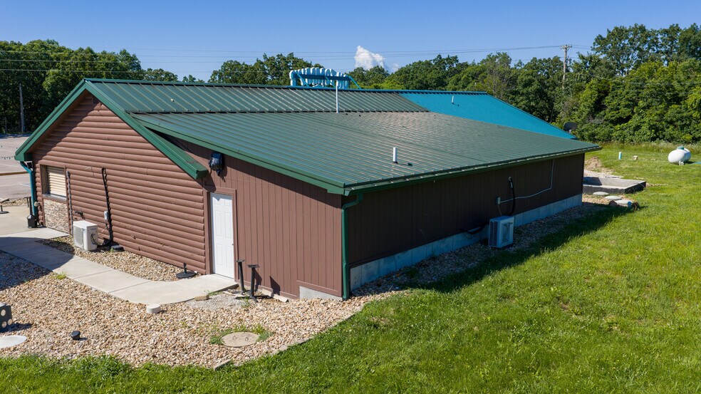 More Photos Of 6285 State Rte 7, Roach General Retail For Sale