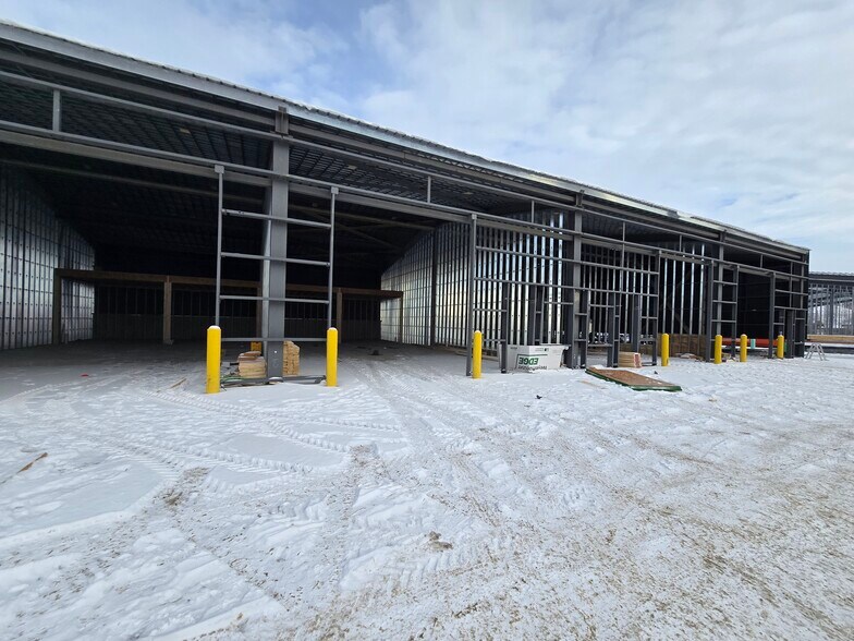Primary Photo Of 14 Griffin Industrial Pt, Cochrane Warehouse For Lease