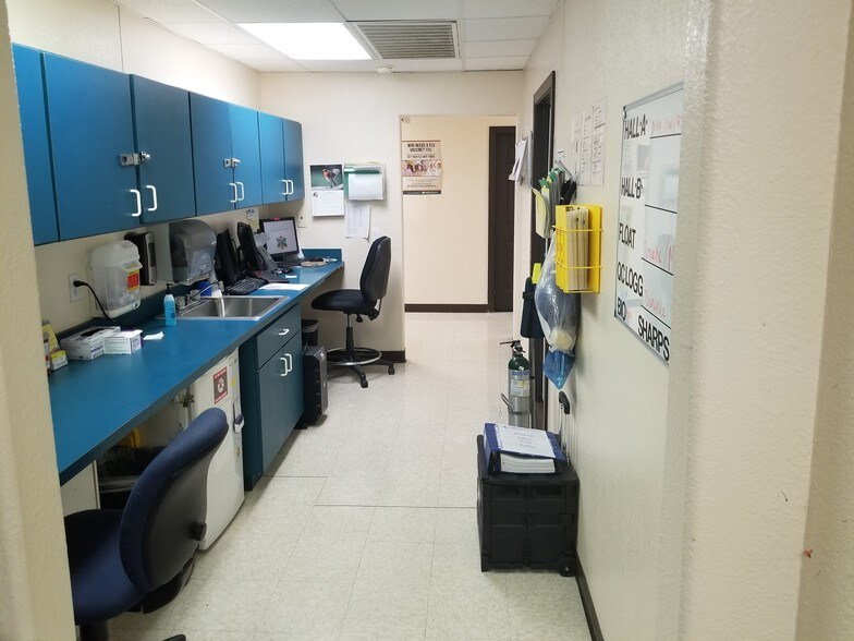 More Photos Of 1280 E Calvada Blvd, Pahrump Rehabilitation Center For Sale