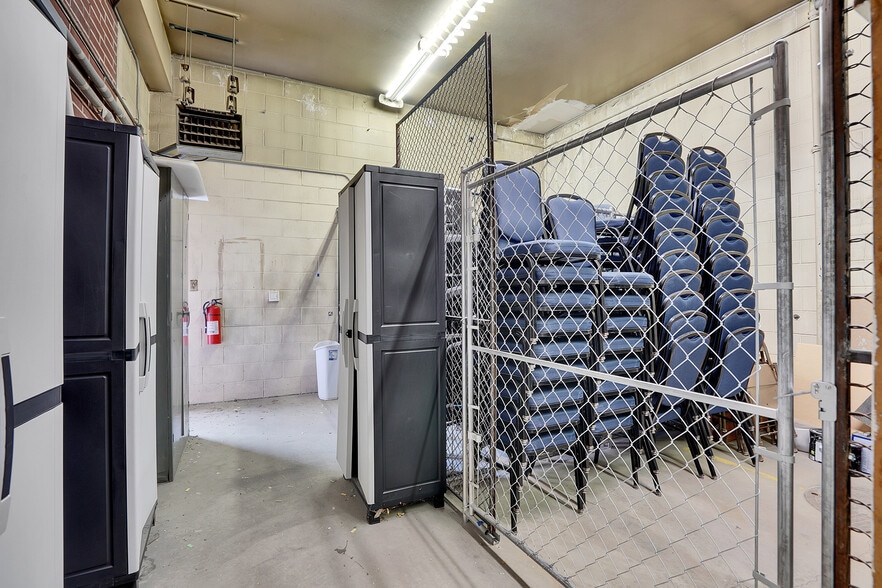 More Photos Of 330 Park Ave, Fort Lupton Office For Sale