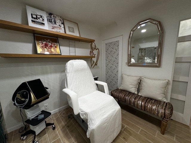 More Photos Of 503 N Alma School Rd, Mesa Freestanding For Sale