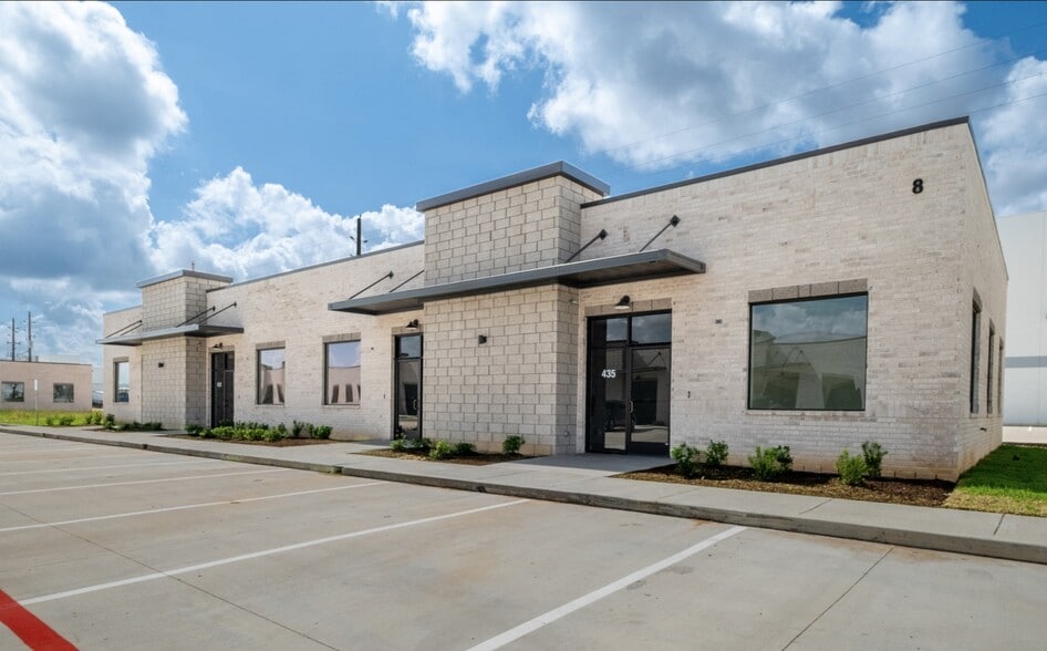More Photos Of 30625 Kingsland Blvd, Brookshire Unknown For Lease