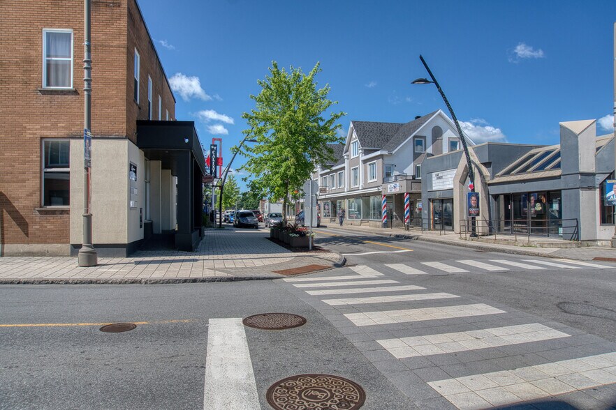 More Photos Of 1578 Av Saint-Louis, Plessisville General Retail For Sale