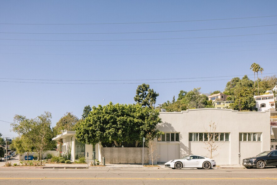 More Photos Of 1825 Hyperion Ave, Los Angeles Loft Creative Space For Lease