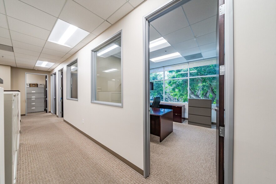 More Photos Of 6B Liberty, Aliso Viejo Office For Sale