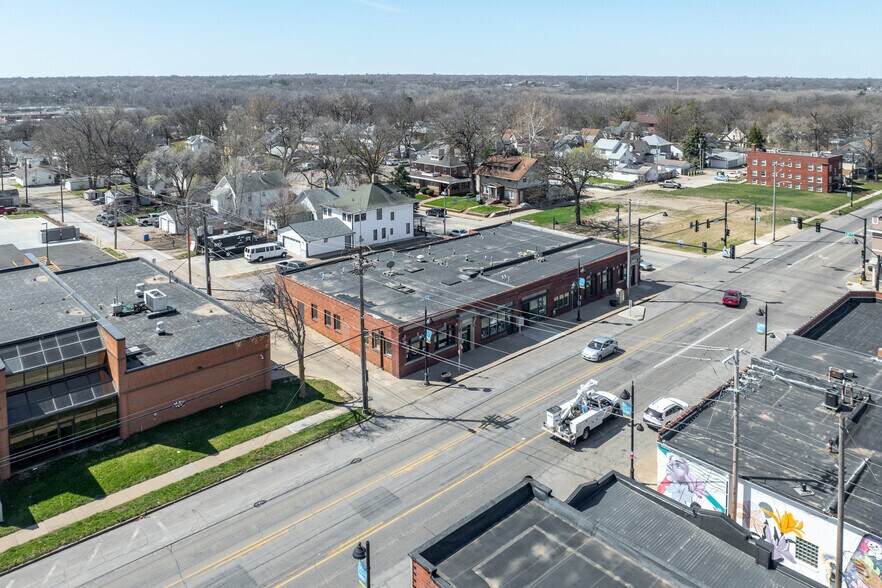 More Photos Of 3523 6th Ave, Des Moines Storefront For Sale