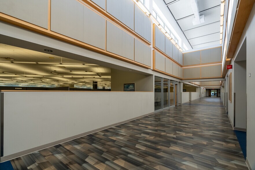 More Photos Of 5001 Meadowland Pky, Marion Office For Sale