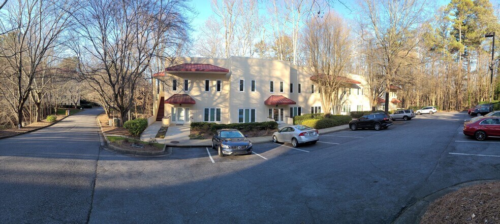 Primary Photo Of 700 Old Roswell Lakes Pky, Roswell Medical For Sale