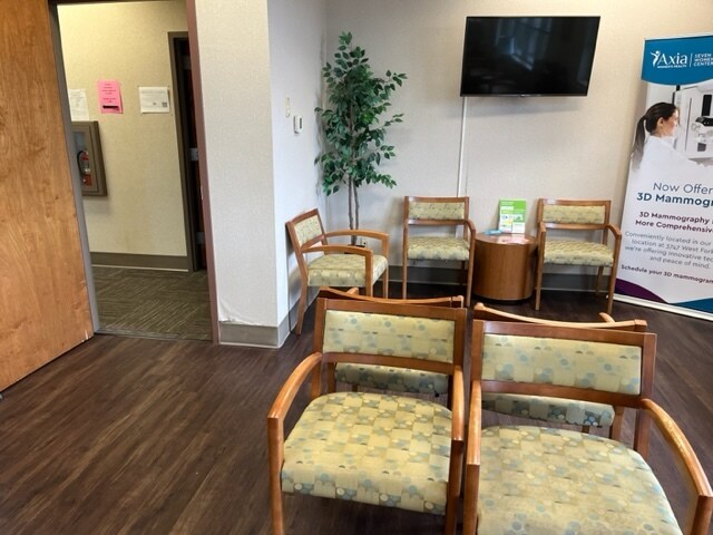 More Photos Of 3747 W Fork Rd, Cincinnati Medical For Lease