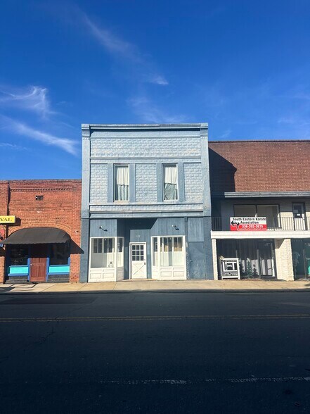 More Photos Of 122 W Swannanoa Ave, Liberty Storefront Retail Residential For Sale