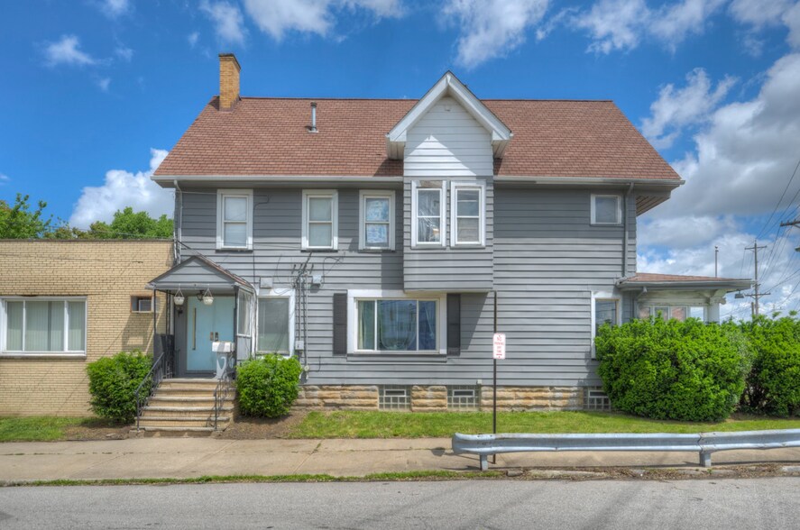 More Photos Of 4438 Pearl Rd, Cleveland Apartments For Sale