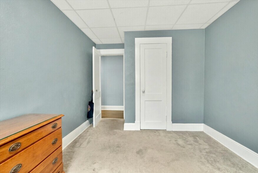 More Photos Of 9 S Main St, Manchester Storefront Retail Residential For Sale