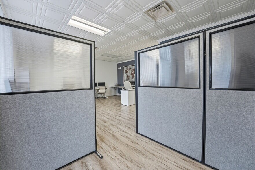 More Photos Of 5404 Hoover Blvd, Tampa Medical For Sale