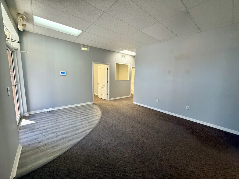 More Photos Of 1038-1040 E Brandon Blvd, Brandon Medical For Lease